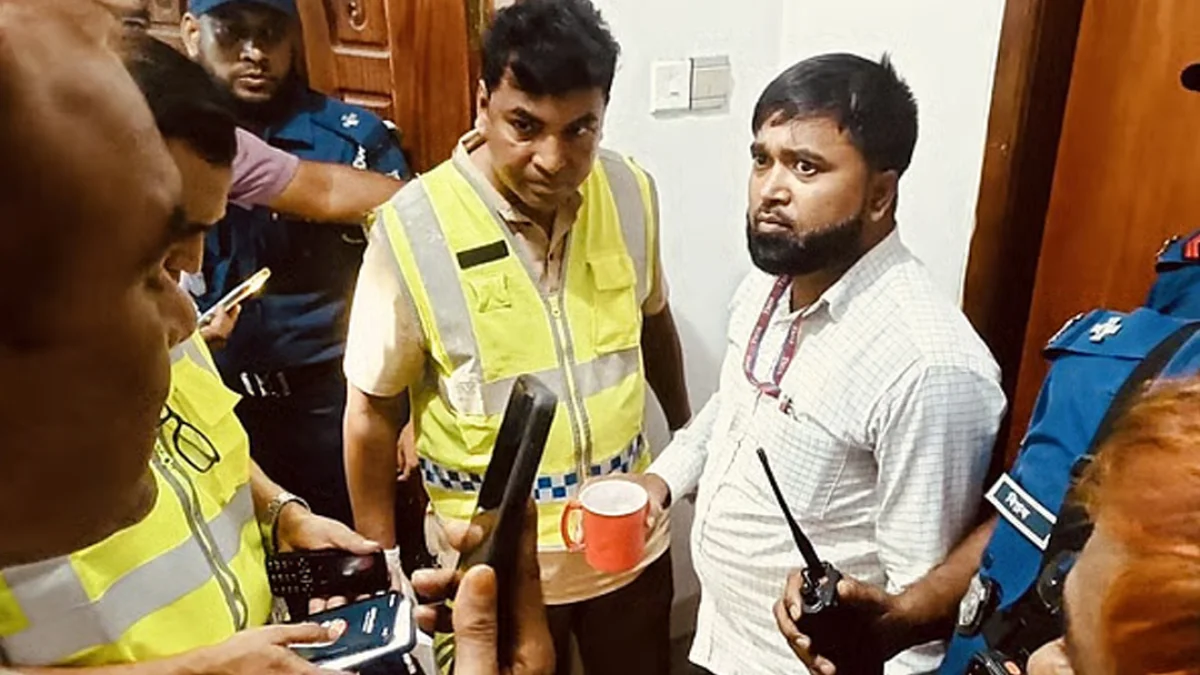 শিশুর আঙুল কেটে ফেলার অভিযোগে পুলিশ কনস্টেবল ও তাঁর স্ত্রী গ্রেপ্তার